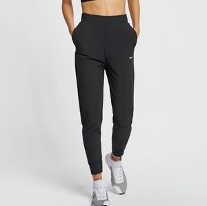 Nike Bliss - Women's Training Pant